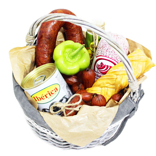 "Сюрприз". Корзина подарочная